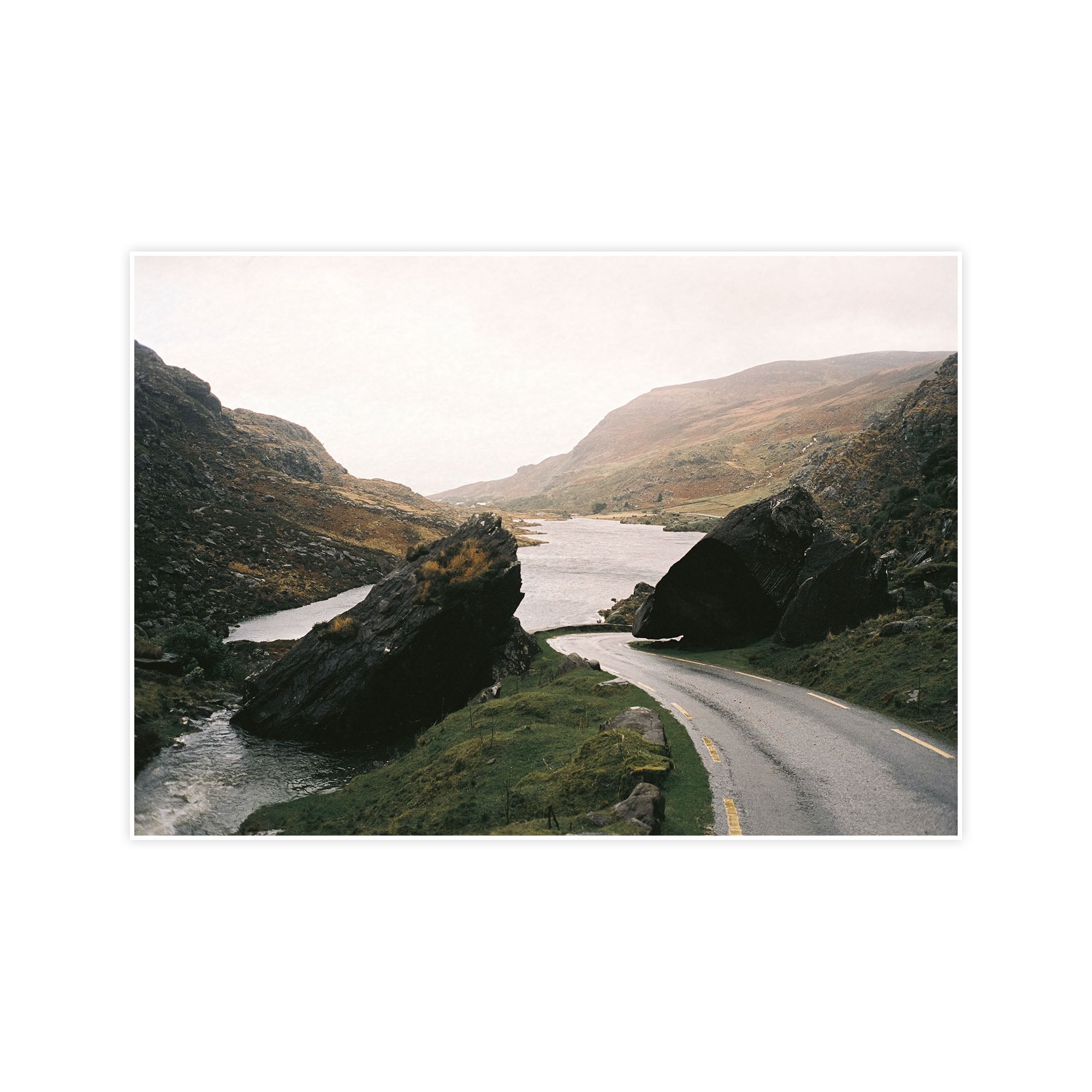 Between the Rocks, Ireland